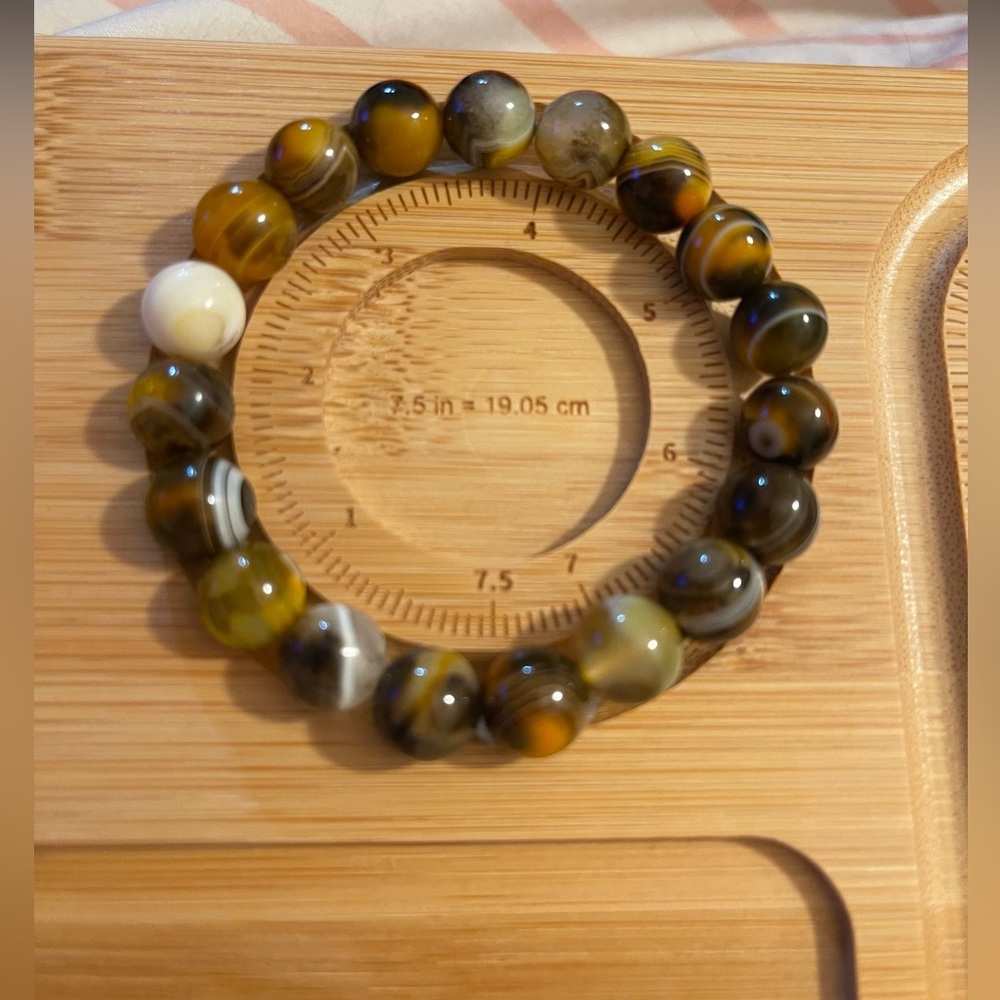 💕2/$11 bumblebee jasper bracelet